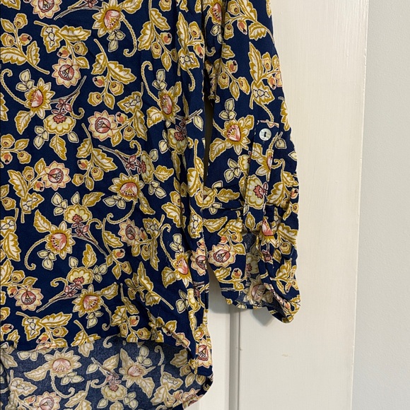 Daniel Rainn Navy Blouse with Yellow Florals - Picture 3 of 7